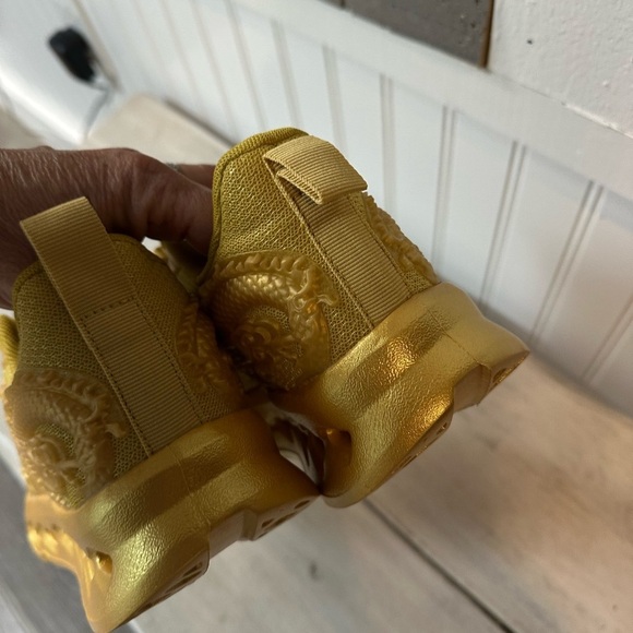 Sold - Picture 7 of 11